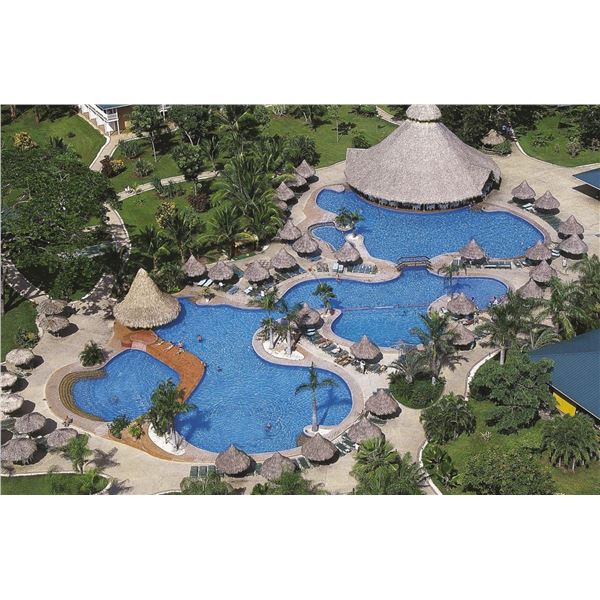 Costa Rica: 5 Night all-inclusive vacation for 2 adults