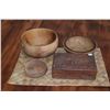 Image 2 : COLLECTION OF WOOD BOWLS & CARVED BOX (4 PCS)