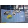 Image 2 : FRAMED BRUSH PAINTING, OYSTERS ON THE HALF SHELL; SIGNED (FRENCH ARTIST FROM AIX EN PROVENCE (18 1/4