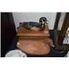 Image 4 : WOODEN DUCK DECOYS & BOX W/DUCK MOTIF (4 PCS)