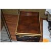 Image 2 : SUZURI-BAKO HIRA MAKI-E NASHIJI GROUND W/SIGNED INK STONE & WATER DIPPER IN BOTTOM DRAWER, LATE EDO-