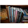 Image 2 : COLLECTION OF BOOKS ON HAWAII (26 PCS)