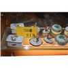 Image 2 : PORCELAIN BOXES (2 HEREND, 2 LIMOGES & 1 AYNSLEY) (5 PCS)