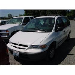  1996 DODGE CARAVAN-V6 - 104,316 Act