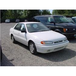  1995 HYUNDAI ELANTRA-4 CYL. - 103,774 Act