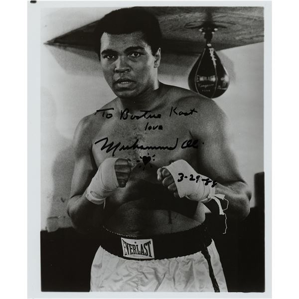 Muhammad Ali Signed Photograph