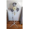 Image 1 : Hampton Bay Fan