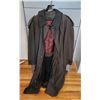 Image 1 : 2 Men's Size 40 Trenchcoats