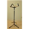 Image 1 : Guitar Stand - Holds 3 Guitars