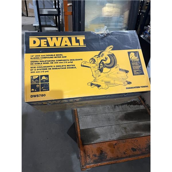 Dewalt 12" Compound Mitre Saw