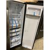 Image 2 : GENERAL ELECTRIC GZS22IYNWHFS STAINLESS STEEL 21.8 CU FT SIDE BY SIDE REFRIGERATOR WITH WATER / ICE