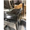 Image 2 : GENERAL ELECTRIC JVM2162SMSS STAINLESS STEEL / BLACK RANGE HOOD MICROWAVE OVEN