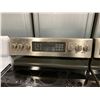 Image 2 : GENERAL ELECTRIC PCB987SM4SS STAINLESS STEEL 5 BURNER CERAMIC TOP OVEN