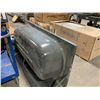 Image 2 : AMERICAN STANDARD COLONY II WHITE METAL BATHTUB ( NO BOX, MINOR DAMAGE )