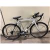 Image 2 : GIANT TCX WHITE 18 SPEED CARBON FIBER RACING BIKE WITH MEDIUM FRAME SIZE