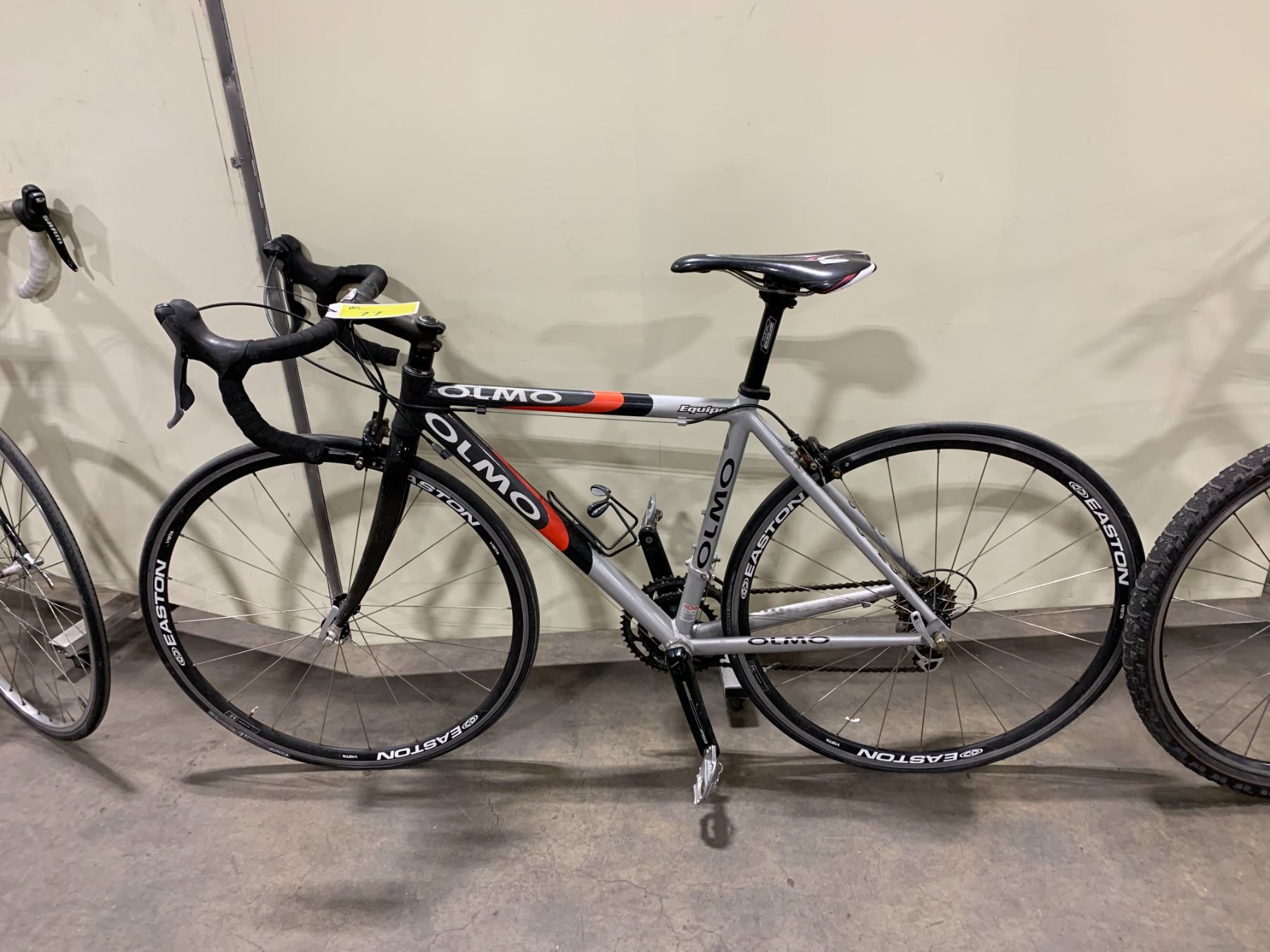 Olmo Racing Bike OLMO EQUIPE BLACK 20 SPEED CARBON FIBER RACE BIKE - Able Auctions