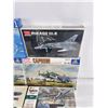 Image 2 : Collection of Vintage Airplane Model Kits