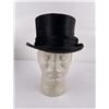 Image 2 : Antique Victorian Top Hat in Leather Case