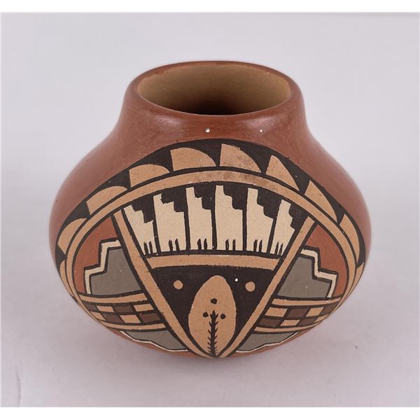 Theresa Tsosie Jemez Pueblo Indian Pot