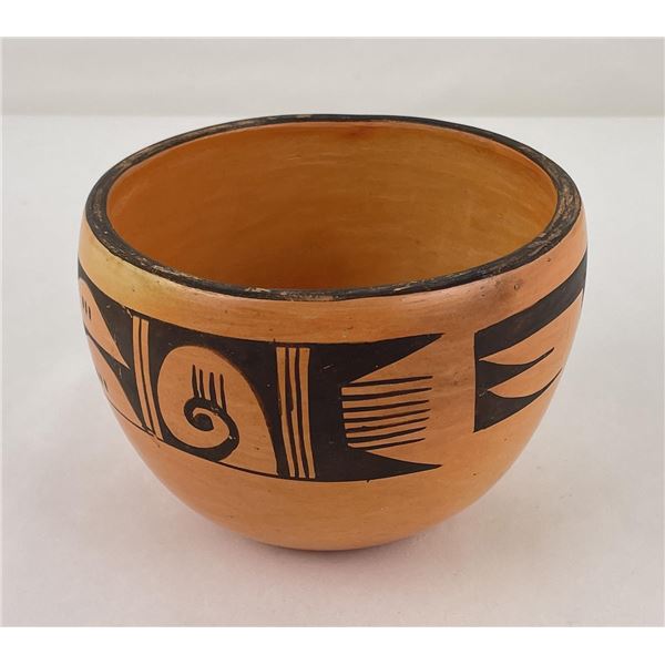 Lena Chio Charlie Corn Woman Hopi Indian Pot