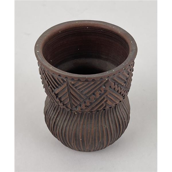 Six Nations Mohawk Indian Pottery Vase