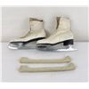 Image 1 : Vintage Ice Skates