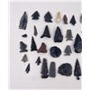 Image 5 : Collection of Ancient Indian Arrowhead Points