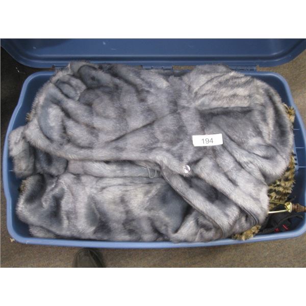 fur coats, lamps w/ tote good value