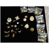 Image 1 : 55 Pc Buttons, Pins, Badges Etc Mostly Military Related