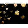 Image 4 : 55 Pc Buttons, Pins, Badges Etc Mostly Military Related