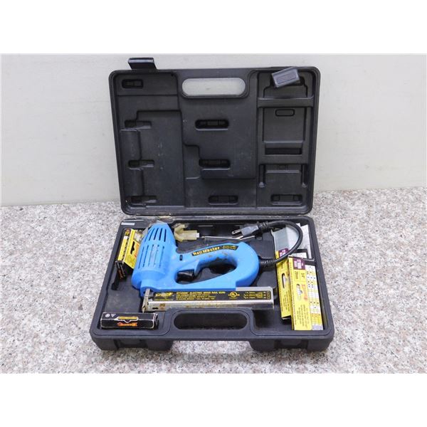 ET100M Brad Arrow Electric Nail Gun Nail Master With Case and Nails