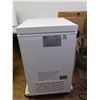 Image 4 : Danby Chest Freezer DCFM036C1WM 2018 Free Standing Storage Deep Freezer Chest