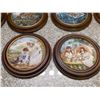 Image 4 : Lot of 7 Collectible Plates with Wooden Frames Poetic Cottages, Sandra Kuck Children