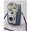 Image 8 : Lot of 5 Vintage Camera, Brownie Flash, Polaroid and 110/flash cubes
