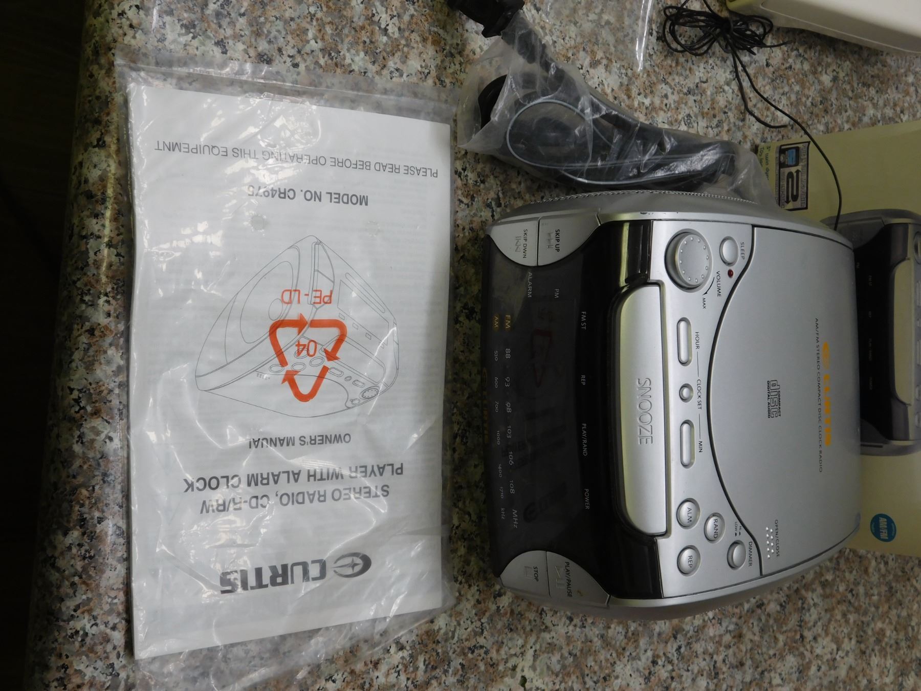 Lot of 3 Curtis CR4975 and Sylvania CD Players and Sony ICF-C503 AM FM ...