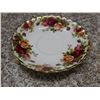 Image 2 : Lot of 2 Royal albert Old Country Roses Fine China England Serving Plate and Saucer