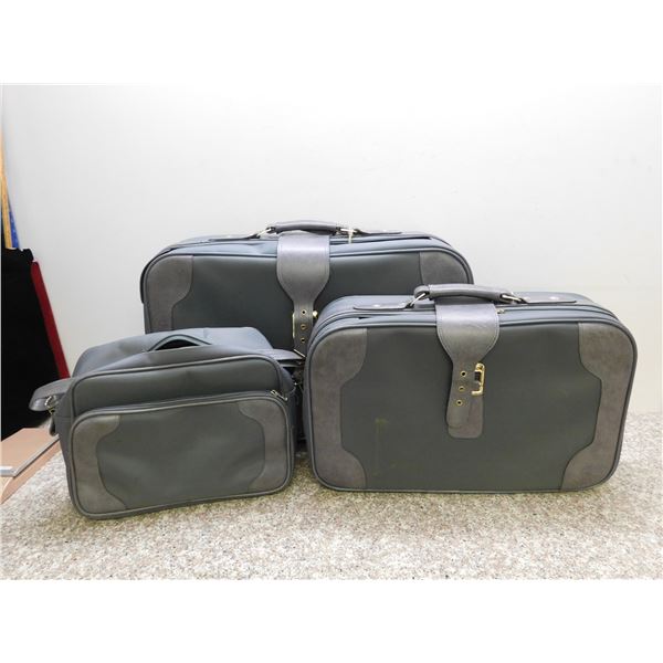 Vintage Faded Blue Grey Luggage 3-Pack "Designed for Holiday" Suitcase, Carry On, Toiletries Bag YKK