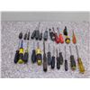 Image 1 : Tool Bundle Lot of 25 Assorted Screwdrivers Flat Heads