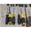 Image 2 : Tool Bundle Lot of 25 Assorted Screwdrivers Flat Heads
