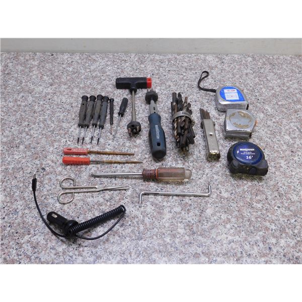 Tool Bundle Screwdrivers Measuring Tape Drill Bits Etc