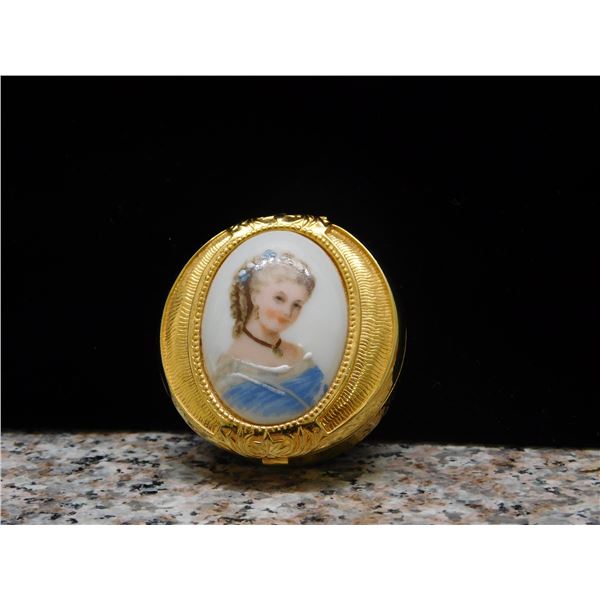 Limoges France Powder / Trinket / Toothfairy Box