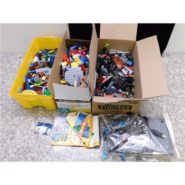 Aprox 8lb of LEGO Bundle Assorted Pieces