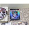 Image 5 : Lot of Wayne Gretzky Items Ultimate DVD Set, Bradford Exchange Plate, 36 Hockey Cards