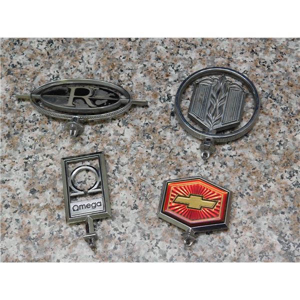 Lot of 4 GMC Chevrolet Oldsmobile Hood Ornaments Emblems
