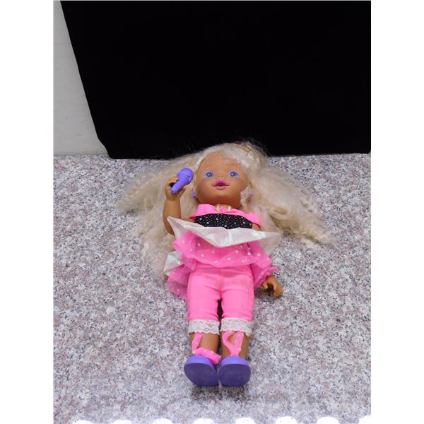 Hasbro Starla Baby Doll 1990 Electronic 14"