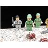 Image 3 : LEGO Minifigs Indiana Jones Russian Guards and Colonel, Accessories