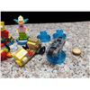 Image 4 : LEGO Dimensions Simpsons Bart Simpson and Krusty The Clown Minifigs + Cars Accessories