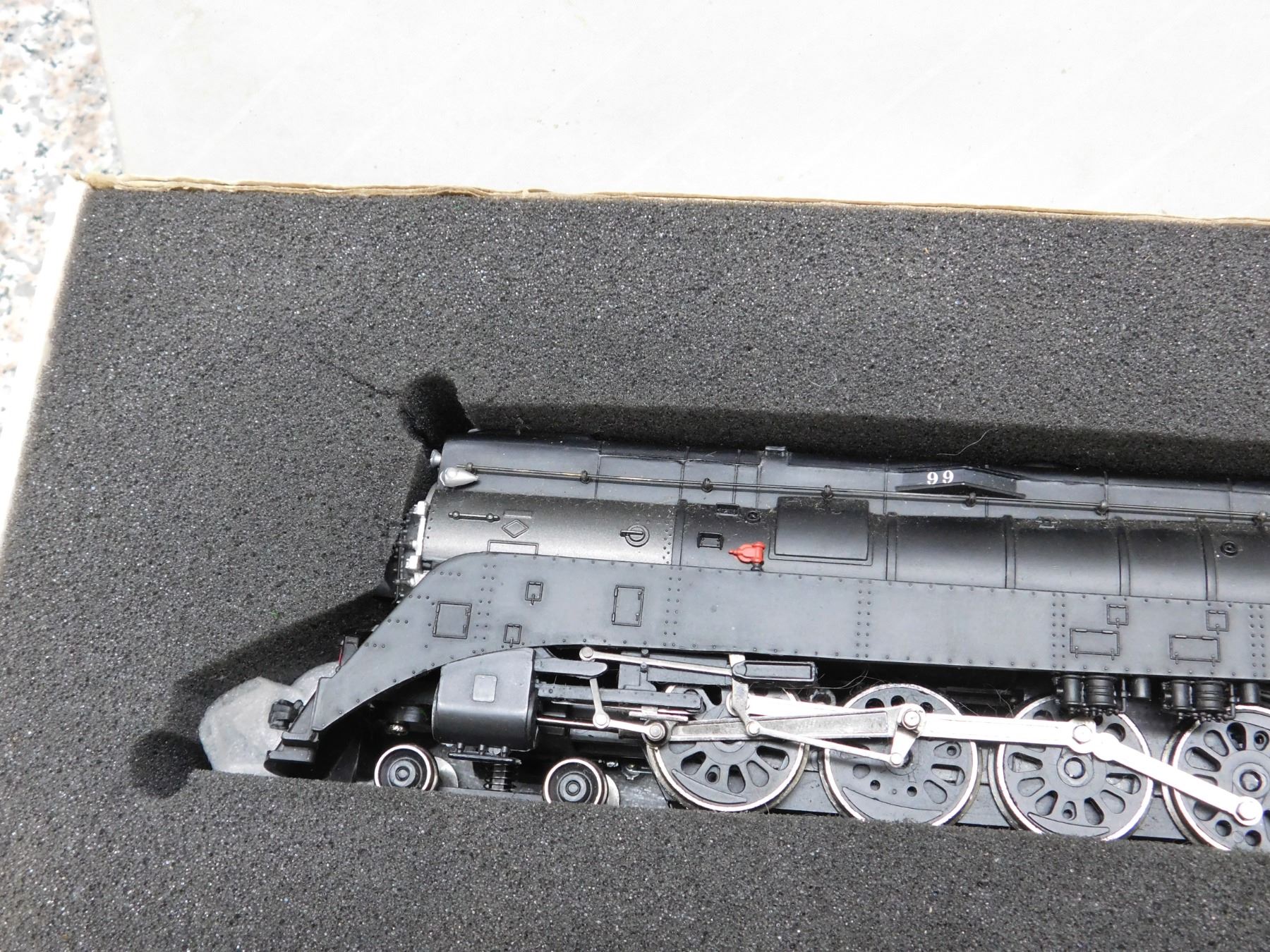 Bachmann Plus HO Scale Locomotive Tender 4406 Southern Pacific