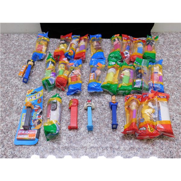 Lot of 26 Vintage PEZ Dispensers Looney Tunes, Marvel, Superhero, Winnie The Pooh, Etc