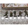 Image 3 : Box of 24 Miniatures Britain's Die Cast England Soldiers and Farm Animals, Japan England